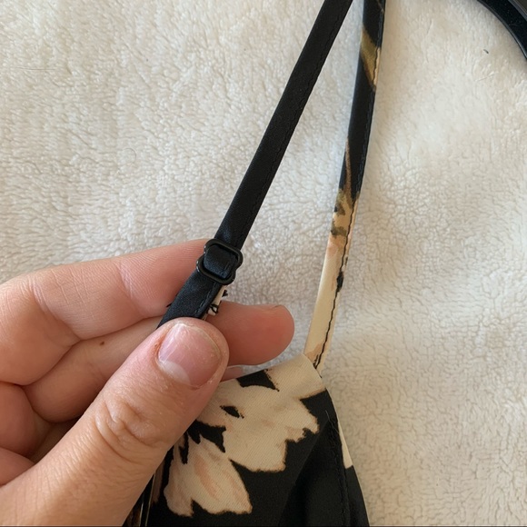 Le Chateau Floral Print Satin Cowl Neck Camisole - Picture 6 of 9